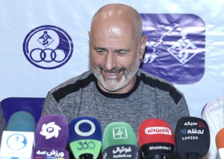 بوژوویچ: روی قولم ماندم و نرفتم/ به شناسنامه بازیکنان نگاه نکردم